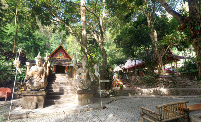 วัดผาลาด ตำบลสุเทพ อำเภอเมืองเชียงใหม่