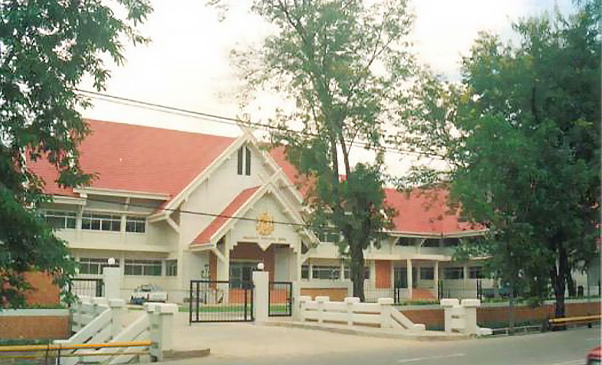 CM-NLT แหล่งรวบรวมมรดกภูมิปัญญาด้านทรัพยากรสารสนเทศที่สมบูรณ์และทันสมัย มุ่งให้บริการอย่างดีเด่น พร้อมเป็นผู้นำในด้านวิชาชีพห้องสมุด